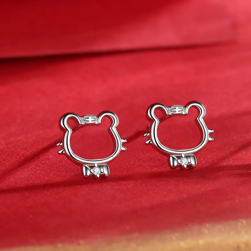 CENTURY&KINDLE S925 Silver Stud Earrings Women's-1