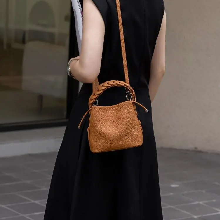 BLAKE FLEETO Top Grain Cow Leather Bucket Bag Twisted Basket Bag Handbag Women's Multicolor-5