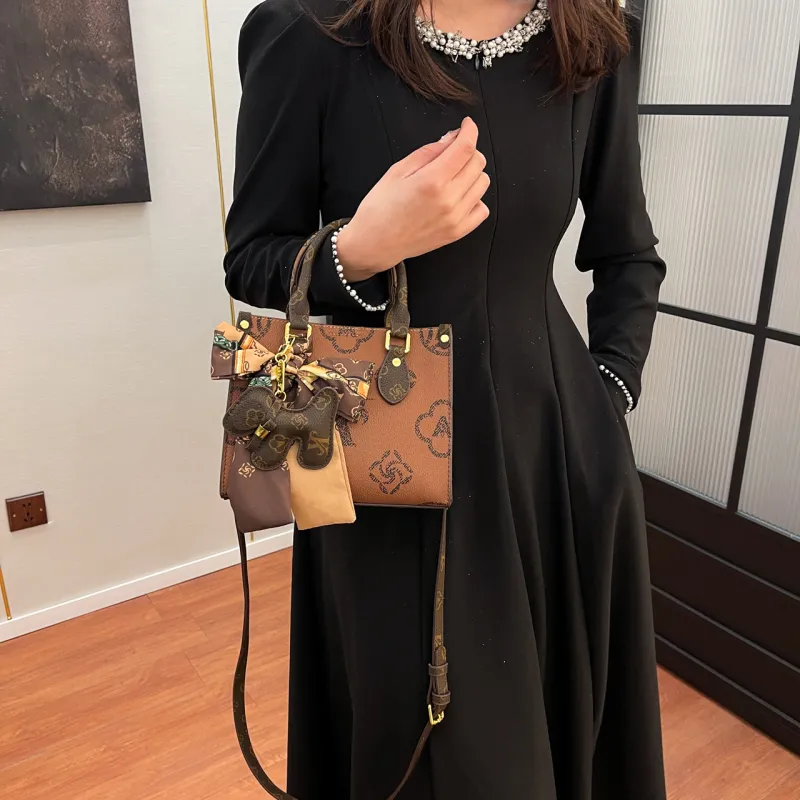 BLAKE FLEETO PU Shoulder Bag, Crossbody Bag, Handbag Women's Classic Brown-2
