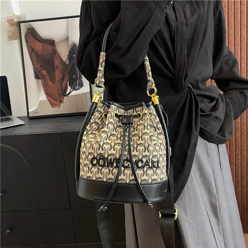 BLAKE FLEETO PU Bucket Bags Shoulder Bags Women's Multicolor-8