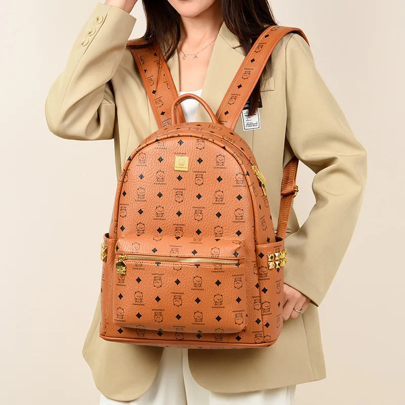 BLAKE FLEETO Abrasion Resistant Fabric Backpack Large Size Women's Multicolor-9