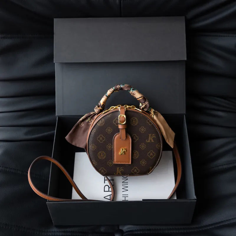 BLAKE FLEETO PU Handbag Regular Women's-11