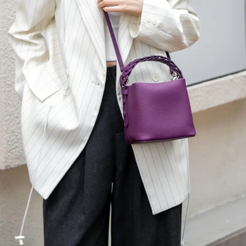 BLAKE FLEETO Top Grain Cow Leather Bucket Bag Twisted Basket Bag Handbag Women's Multicolor-17