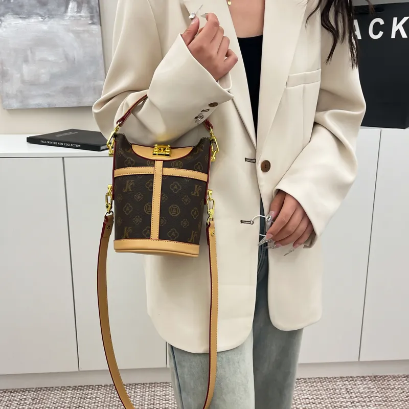 BLAKE FLEETO PU One Shoulder Crossbody Bucket Handbag Women's Gray/Brown/Apricot-1