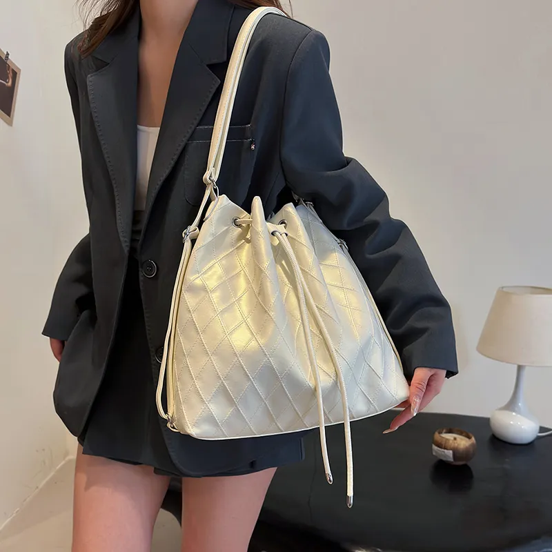 BLAKE FLEETO PU Bucket Bag Backpack Shoulder Bag Women's Multicolor-7