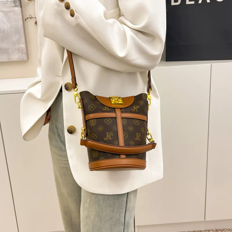 BLAKE FLEETO PU One Shoulder Crossbody Bucket Handbag Women's Gray/Brown/Apricot-9