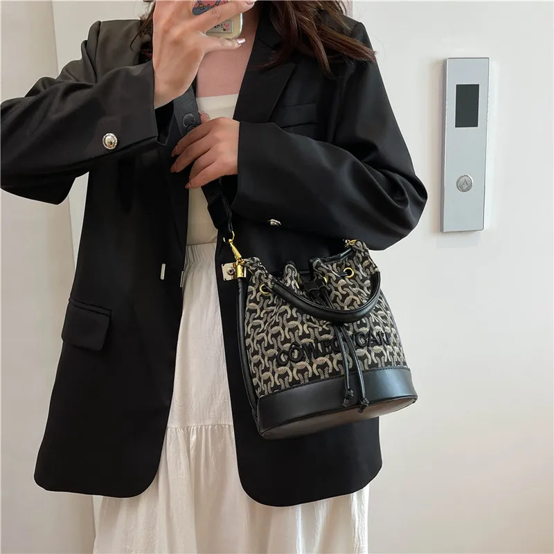 BLAKE FLEETO PU Bucket Bags Shoulder Bags Women's Multicolor-17