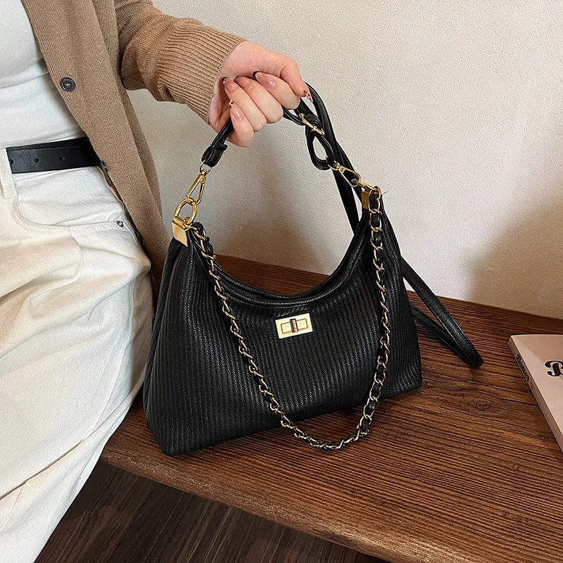 BLAKE FLEETO PU Shoulder Bag Women's Black-0