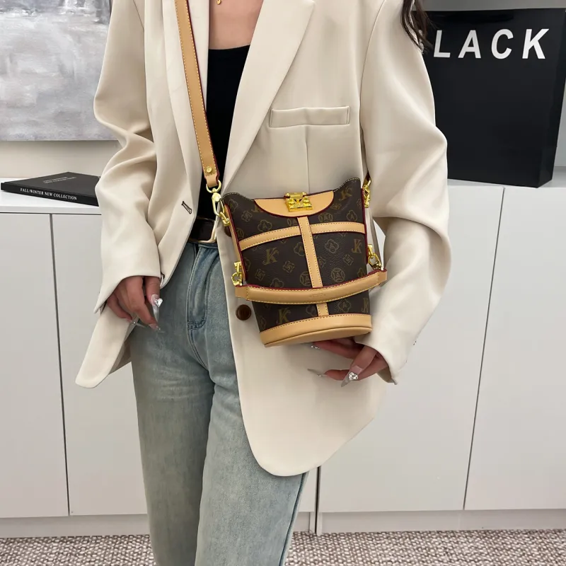 BLAKE FLEETO PU One Shoulder Crossbody Bucket Handbag Women's Gray/Brown/Apricot-2