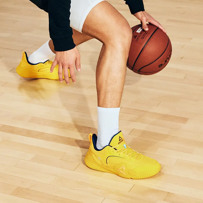 PEAK Sharp Marks Basketball Shoes Men Low Top Yellow-9