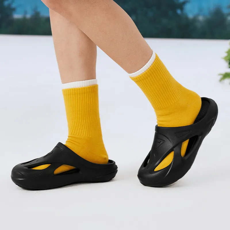 PEAK Flying Fish, Taichi River Trekking Shoes Anti Slip Wear Resistant Slippers Women's All Black-6
