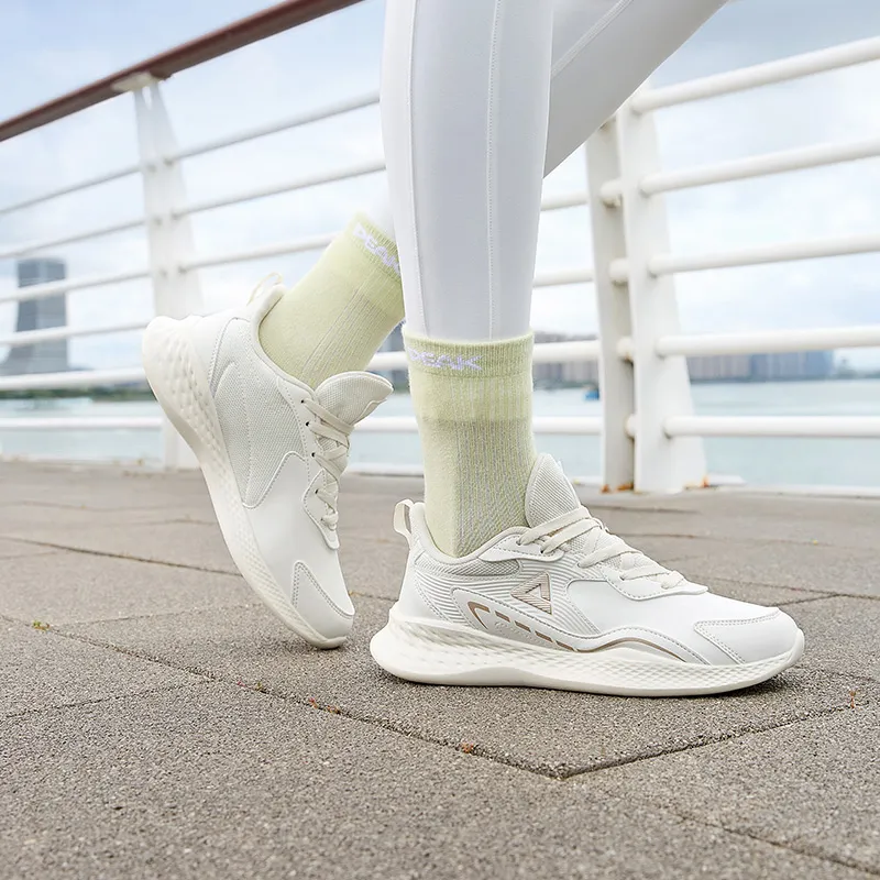 PEAK Cushioned Wear Resistant Breathable Slip Resistant Low Top Running Shoes Women's Beige White Green-10