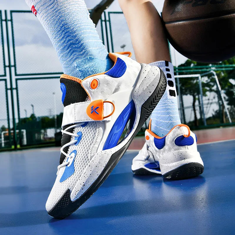 TONYBEAR Abrasion Resistant Low Top Basketball Shoes Unisex-2