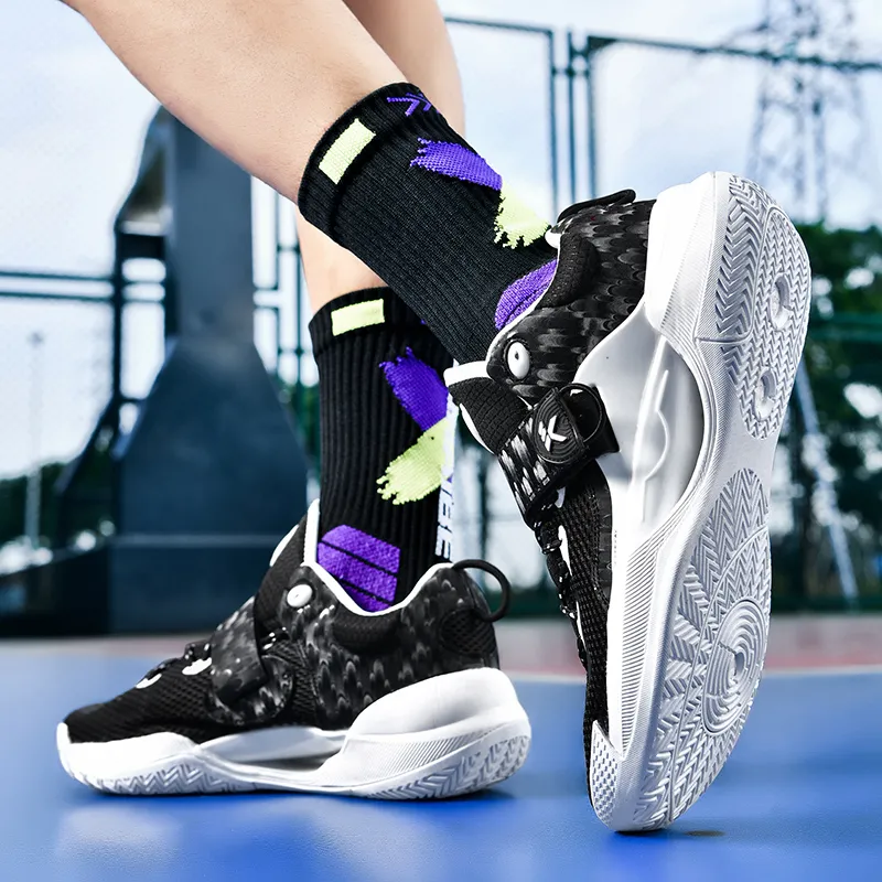 TONYBEAR Abrasion Resistant Low Top Basketball Shoes Unisex-7