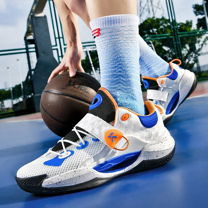TONYBEAR Abrasion Resistant Low Top Basketball Shoes Unisex-4