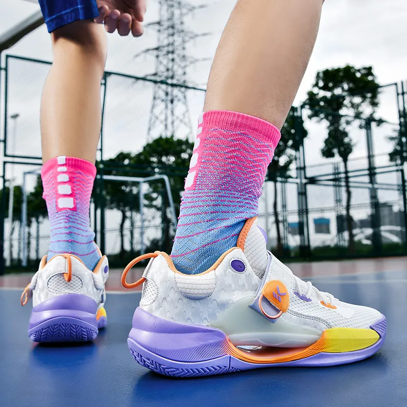 TONYBEAR Abrasion Resistant Low Top Basketball Shoes Unisex-24