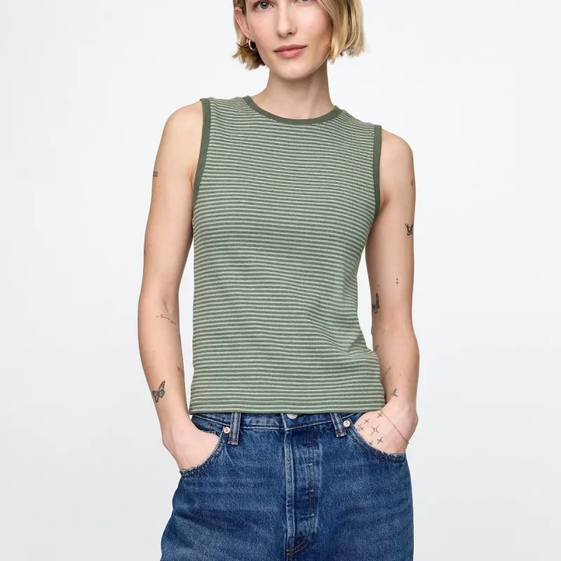GAP Tank Tops Women's-10