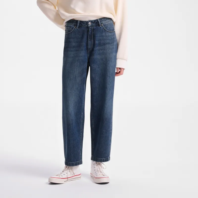 GAP Jeans Women's Medium Washed-2