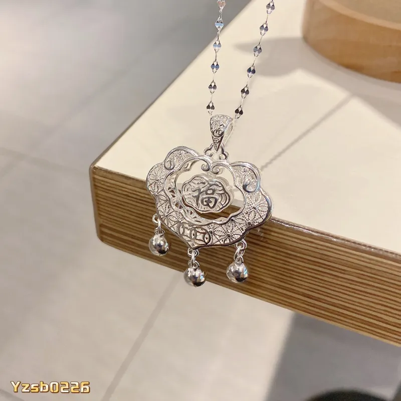Silver Arashi 999 Fine Silver Sterling Silver Necklace Women's-1
