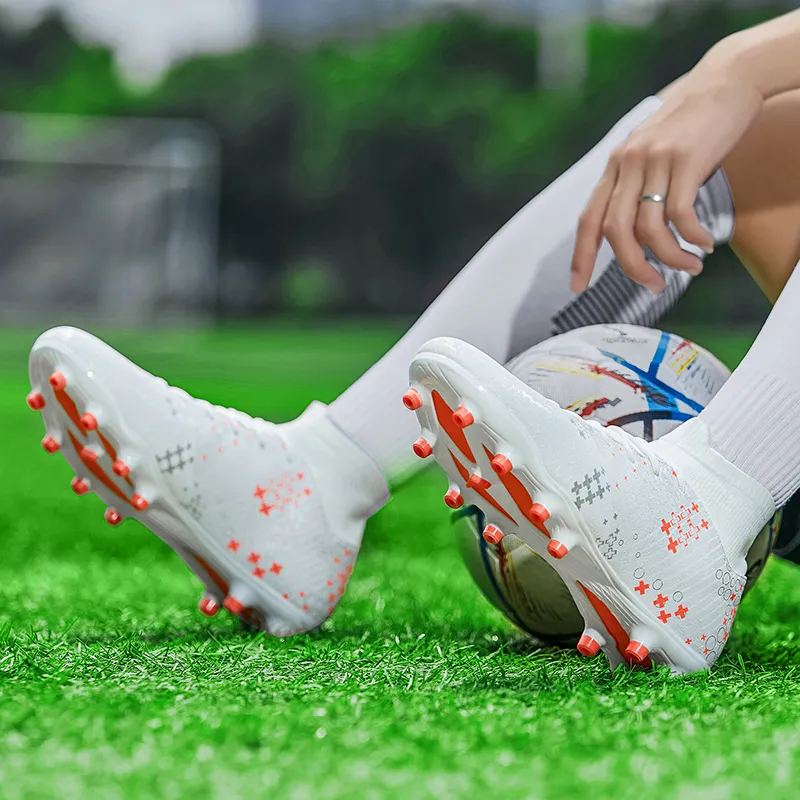 SIMBA'S PRIDE Breathable Soccer Shoes Unisex-1