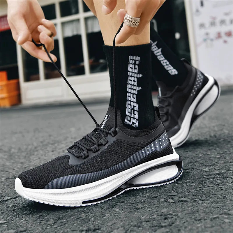 SIMBA'S PRIDE Running Shoes Men's-8