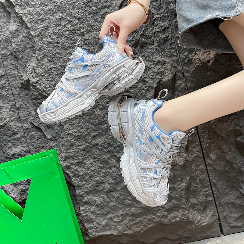 SIMBA'S PRIDE Abrasion Resistant Chunky Sneakers Women's-2