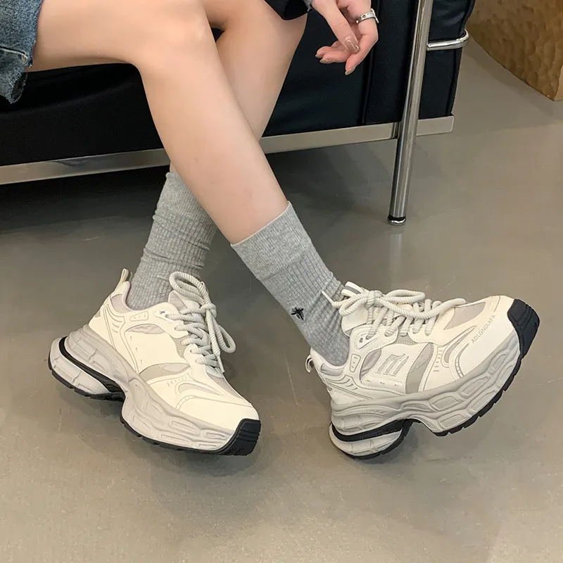 SIMBA'S PRIDE Wear Resistant Breathable Slip Resistant Low Top Chunky Sneakers Women's-7