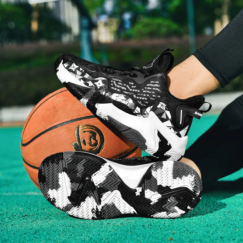 SIMBA'S PRIDE Shock Absorbers With Slip Resistant Features Mid Top Basketball Shoes Men's-7