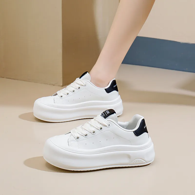 SIMBA'S PRIDE Slip Resistant Shock Absorbers With Abrasion Resistant Properties Skateboard Shoes Women's-6
