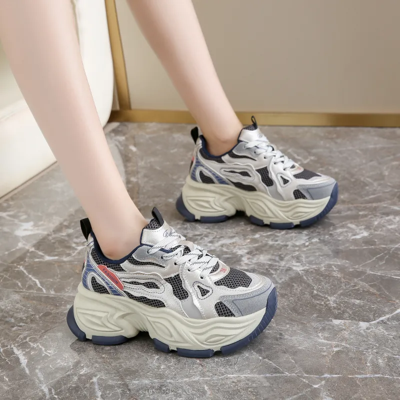 SIMBA'S PRIDE Wear resistant And Waterproof Low Top Casual Shoes Women's-1