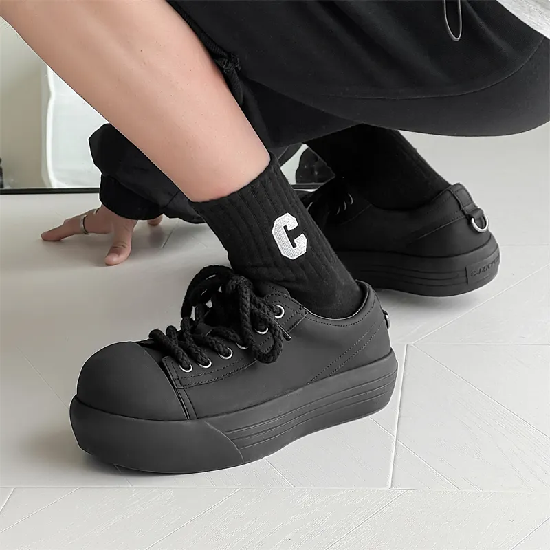 SIMBA'S PRIDE Abrasion Resistant Low Top Skateboard Shoes Unisex Black-3