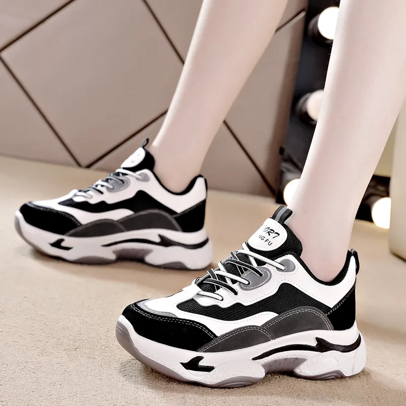 SIMBA'S PRIDE Abrasion Resistant Breathable Low Top Chunky Sneakers Women's-8