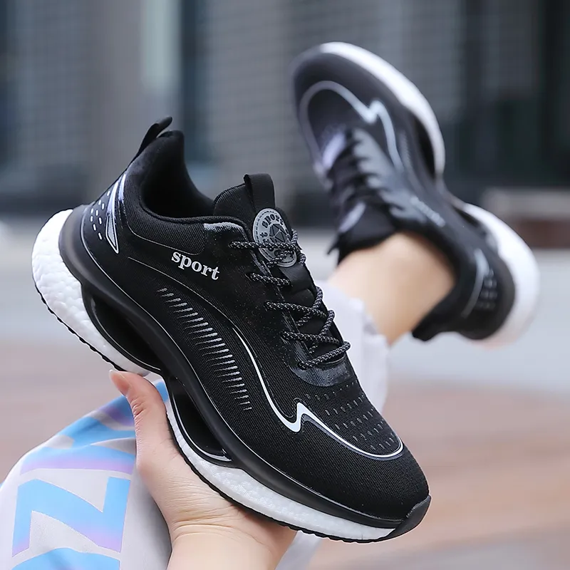 SIMBA'S PRIDE Slip Resistant And Breathable Low Top Running Shoes Unisex-1
