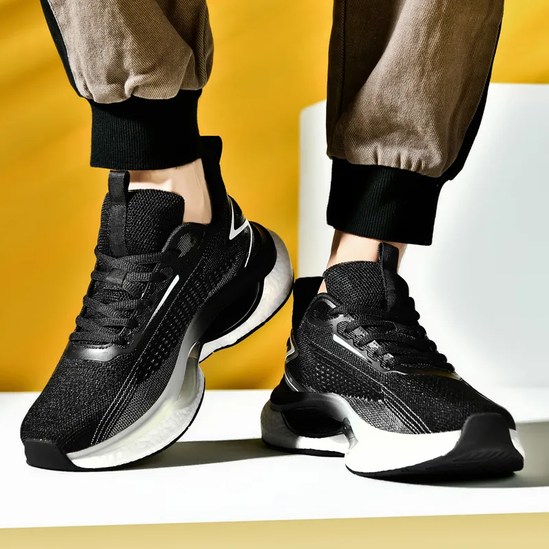 SIMBA'S PRIDE Shock Absorbers With Slip Resistant Features Low Top Casual Shoes Men's-7