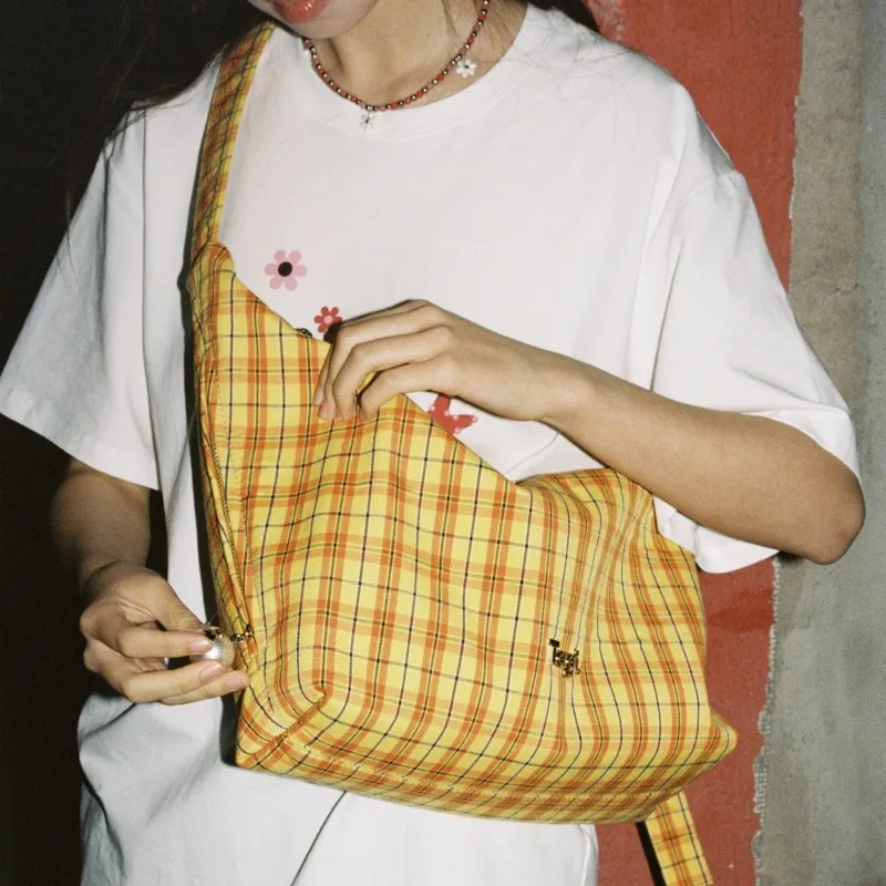Tagi. Polyester Shoulder Bags Unisex Citrus-1