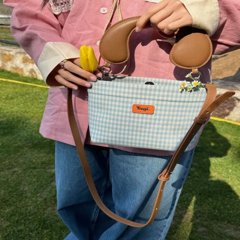 Tagi. Shoulder Bags-3