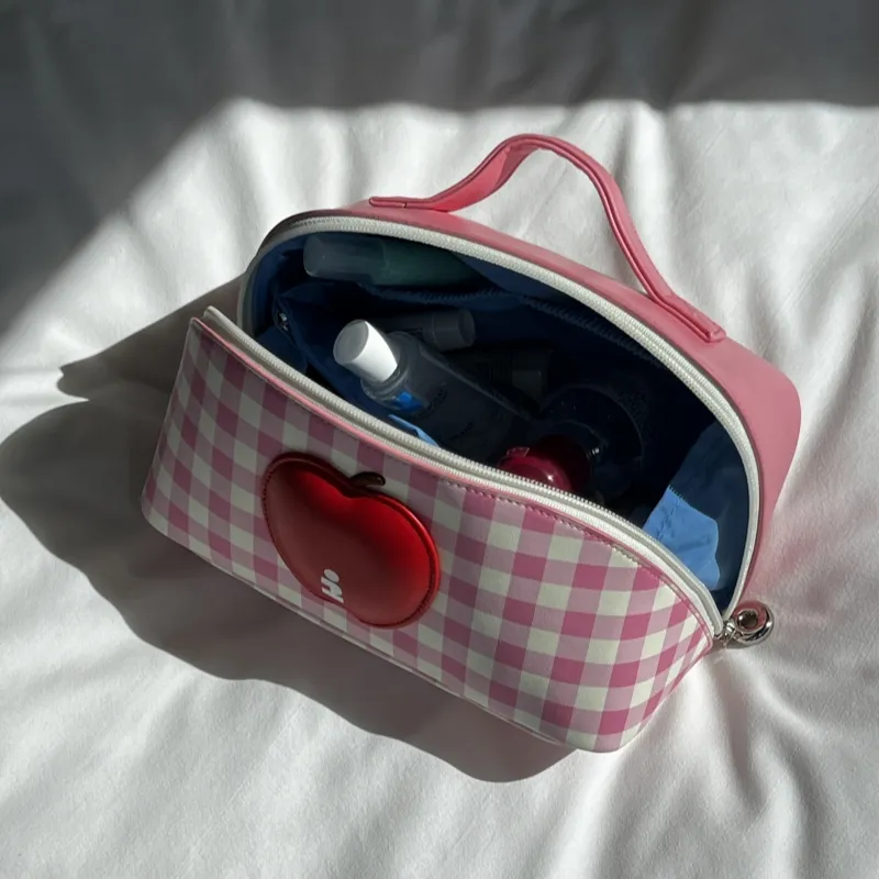 Tagi. Denim Cotton Travel Storage Bag Unisex Berry Grid-3