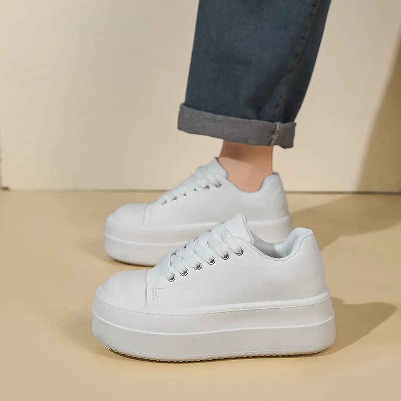 Medd Low Top Skateboard Shoes Women's-8