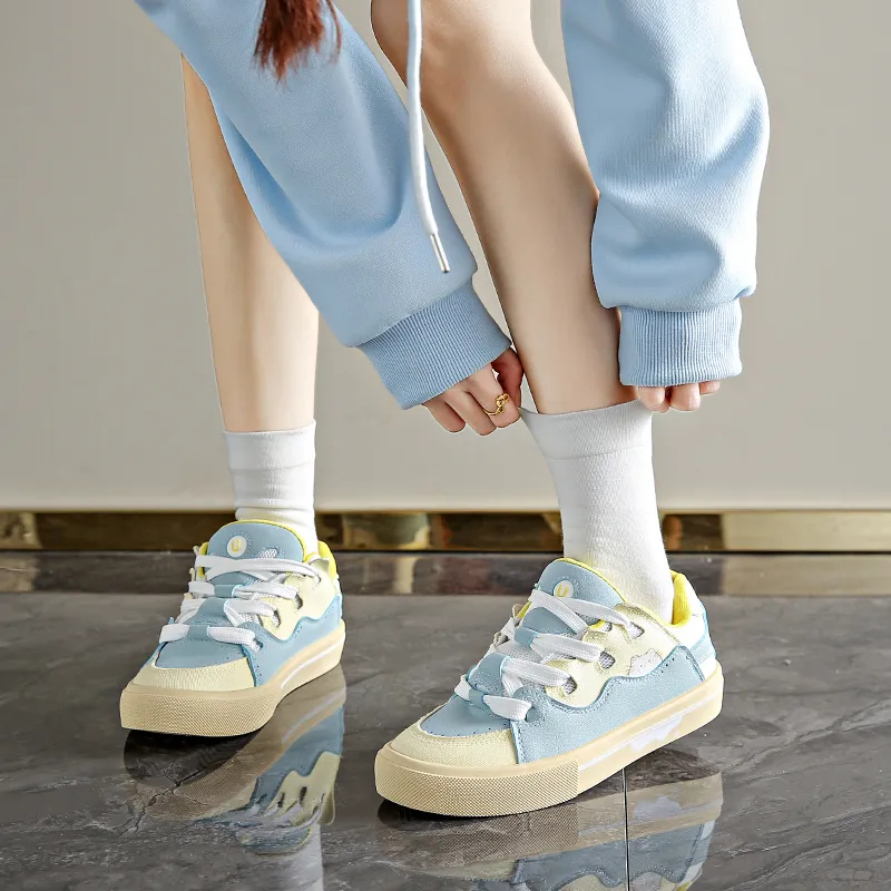 Medd Low-Top Skateboard Shoes Women's-4