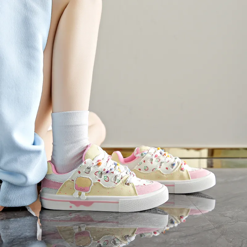 Medd Skateboard Shoes Women's Low Top Beige Pink-9
