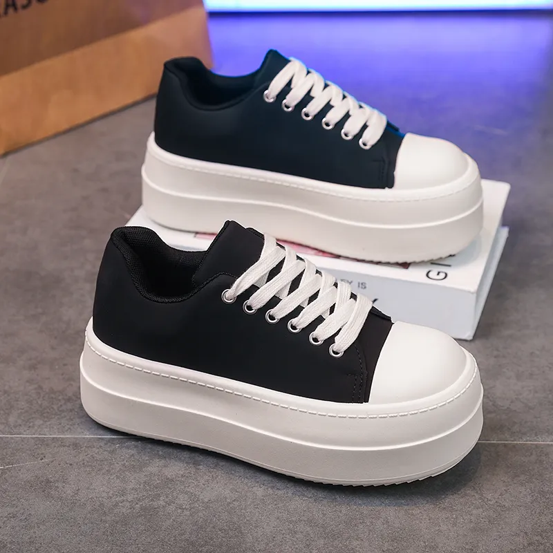 Medd Low Top Skateboard Shoes Women's-1