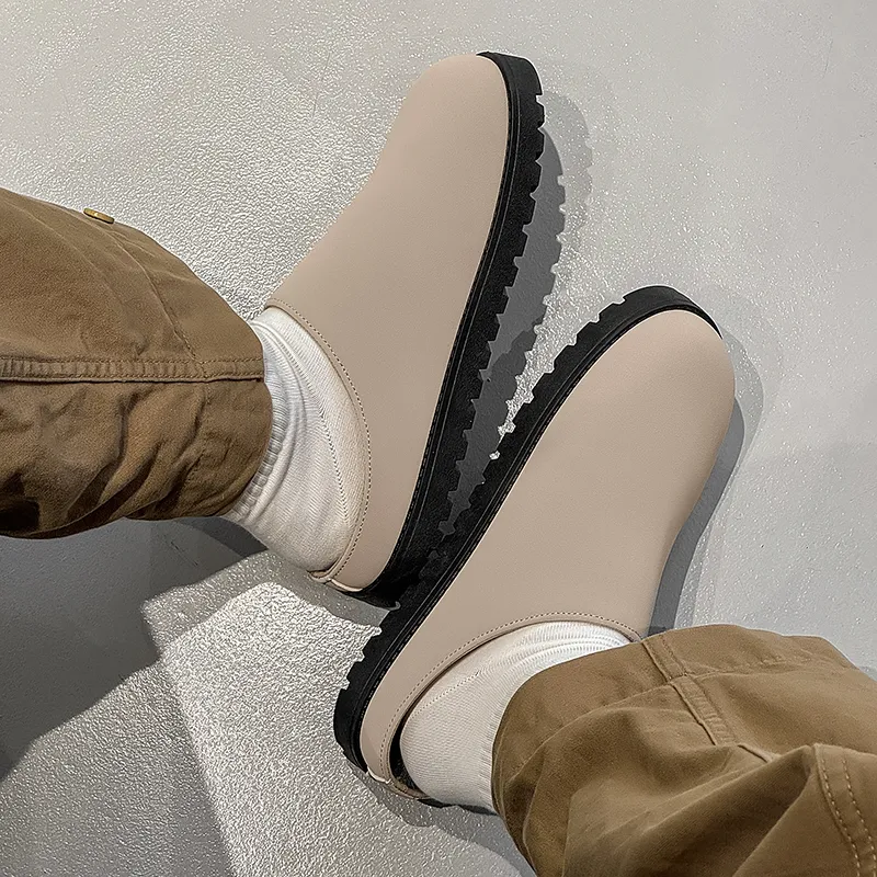 Medd Closed Toe Slippers Men-9