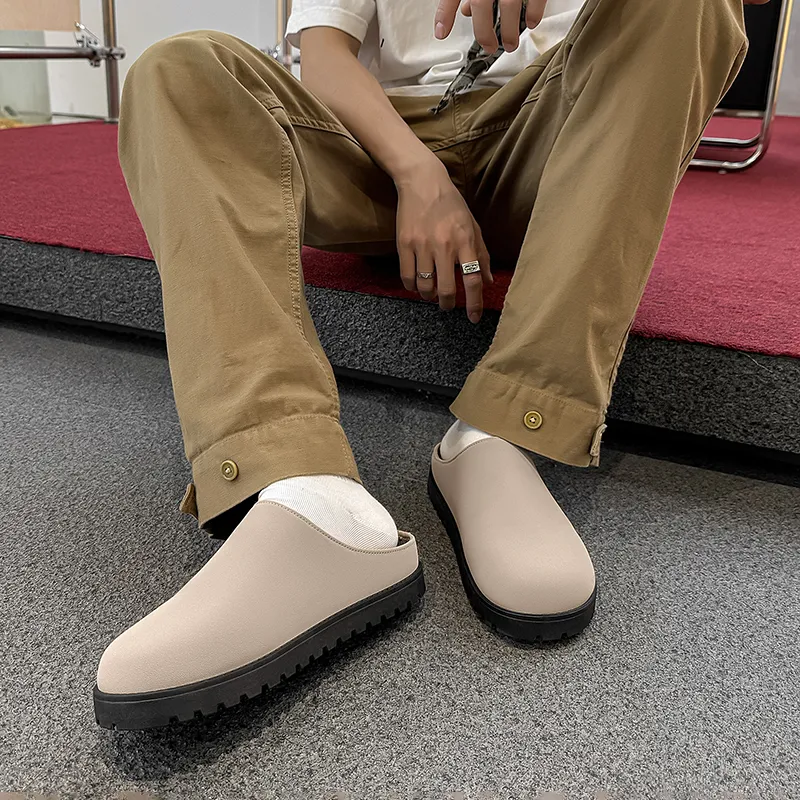 Medd Closed Toe Slippers Men-7