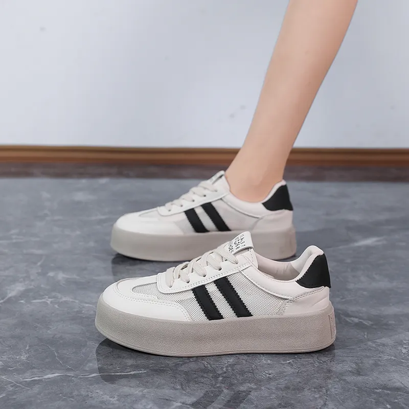 Medd Low Top Skateboard Shoes Women's-1