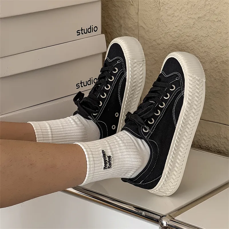 Medd Low Top Canvas Shoes Men's Black-5
