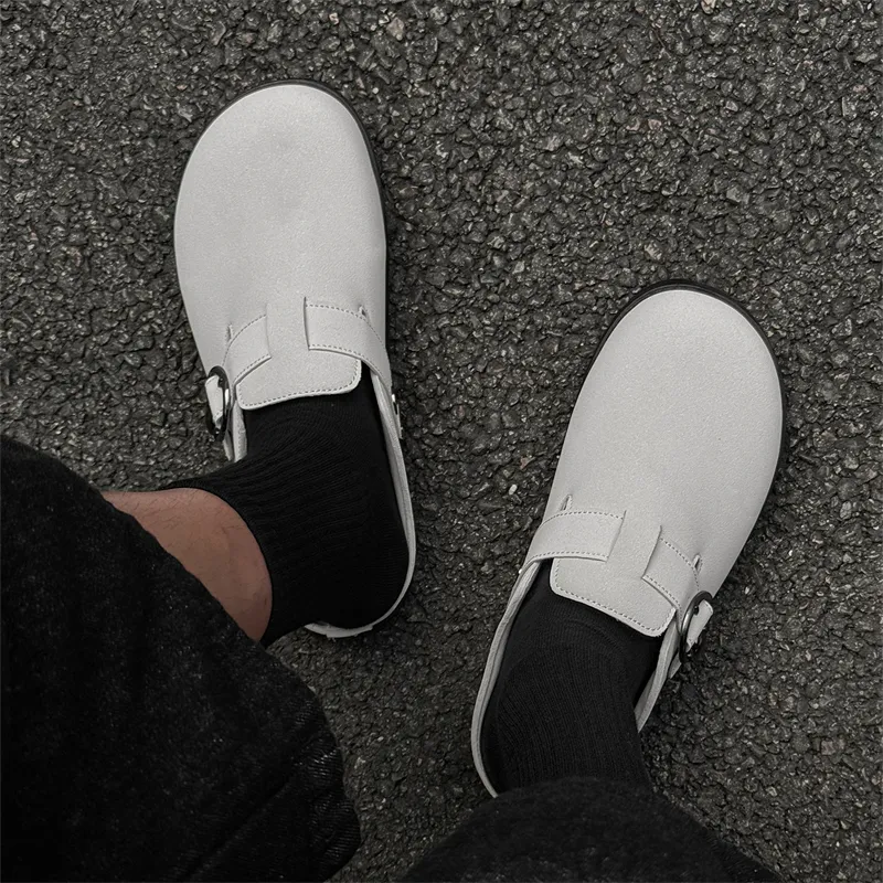 Medd Closed Toe Slippers Men-11