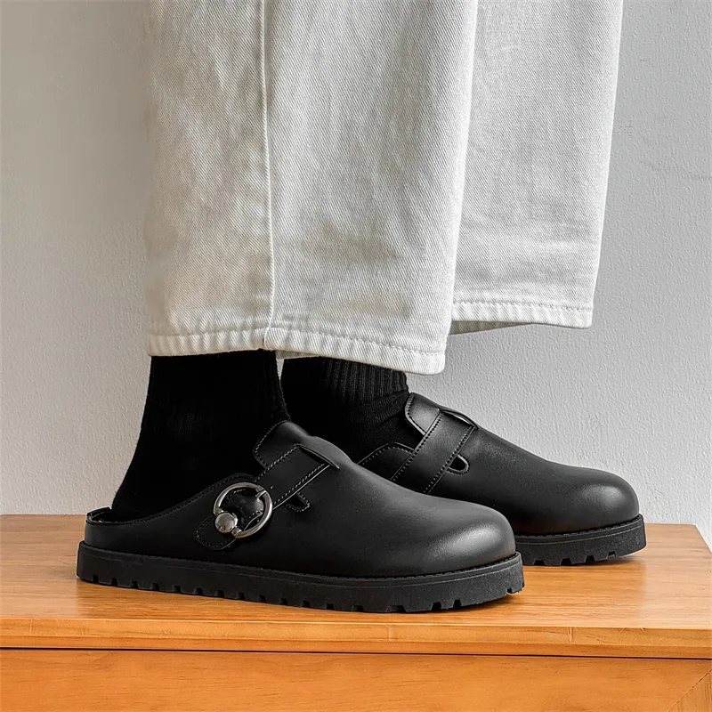 Medd Closed Toe Slippers Men-8