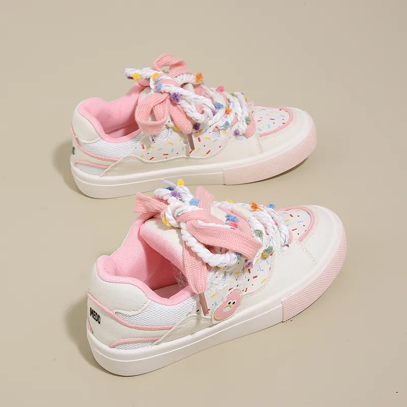 Medd Low-Top Skateboard Shoes Women's-8