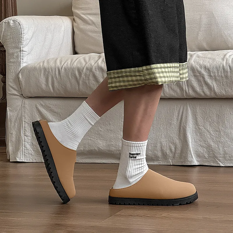 Medd Closed Toe Slippers Men-13