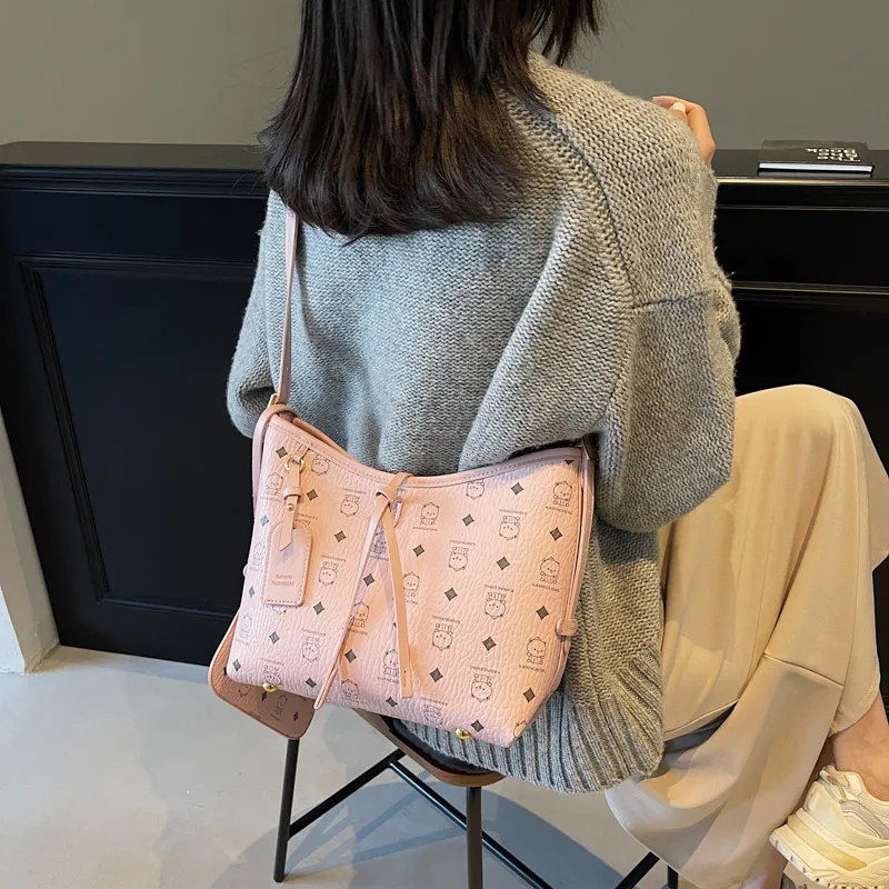 LUVISTRUE PU Commute Shoulder Bag Tote Regular Women's Brown/Pink/Ecru/Black/White-8